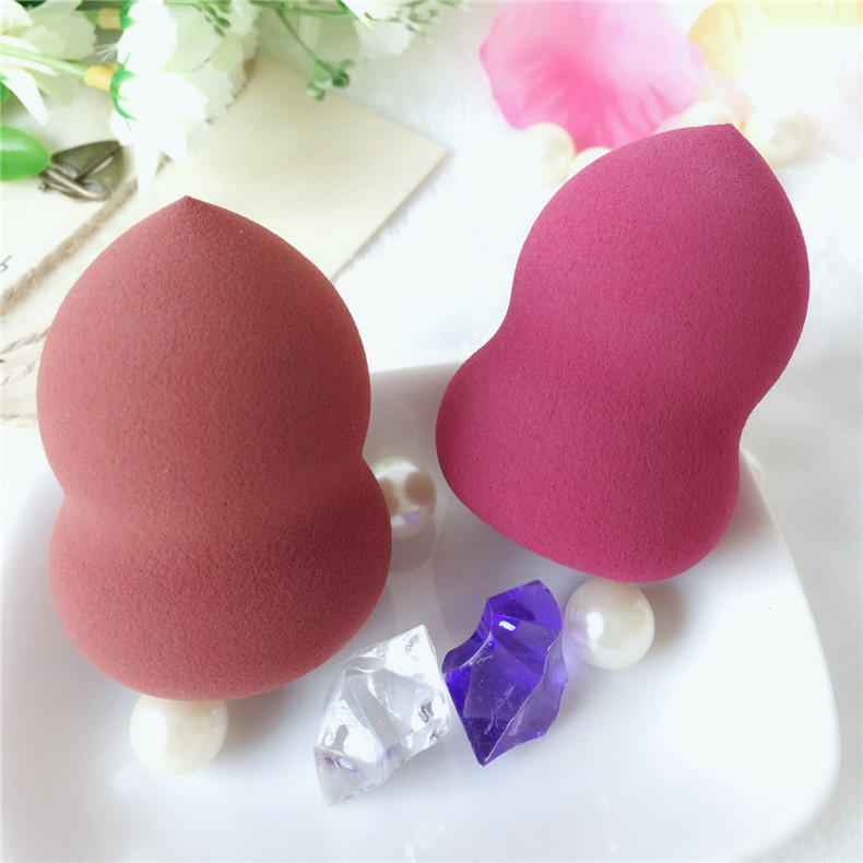 2021 High quality   Black Friday 2Pc Powder Puff Smooth Women's  Make Up Tools  Water-drop Shape