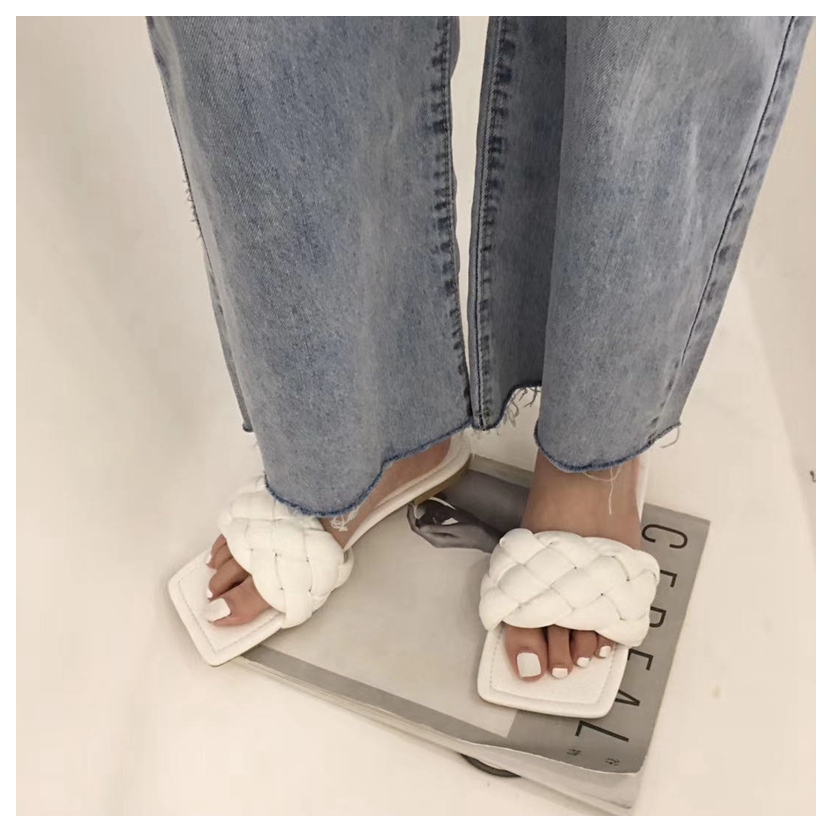 2021 High quality New Fashion Weave Women Square Toe Flat Casual Shoes Women Slide Flip Flops Beach Sandal