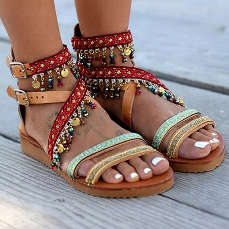 2021 High quality Retro summer women sandals comfortable flat ankle strap buckle women cross belt sandals