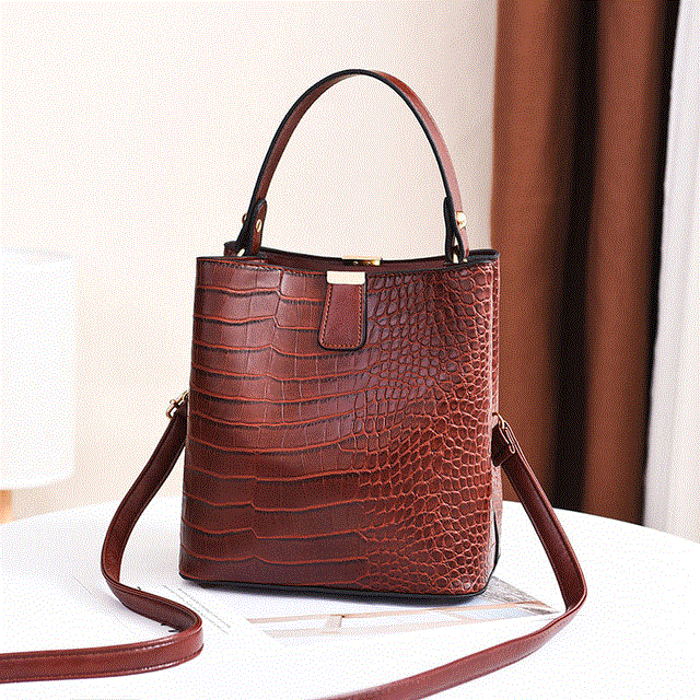 2021 High quality Large Alligator Bucket Handbags Women Handbags Casual Shoulder Messenger Bags