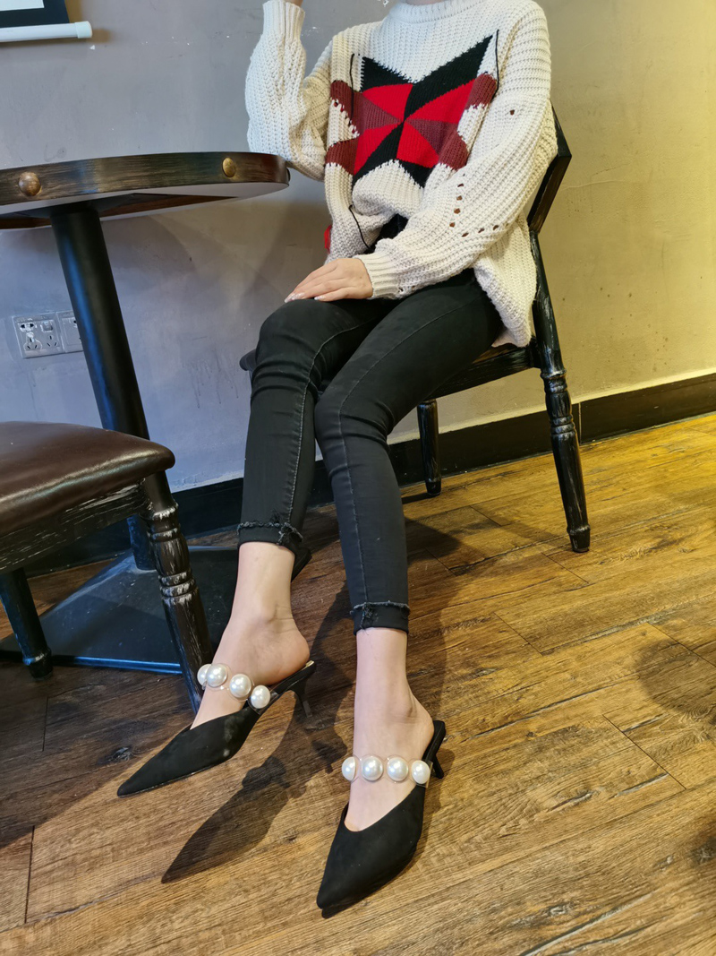 2021 High quality Imitation pearl inlay women sandals elegant black pointed fine heel women mules sandals
