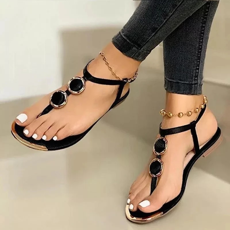 2021 High quality Women Fashion Casual Beach Outdoor Flip Flop Sandals  Decoration Ladies Flat Sandals