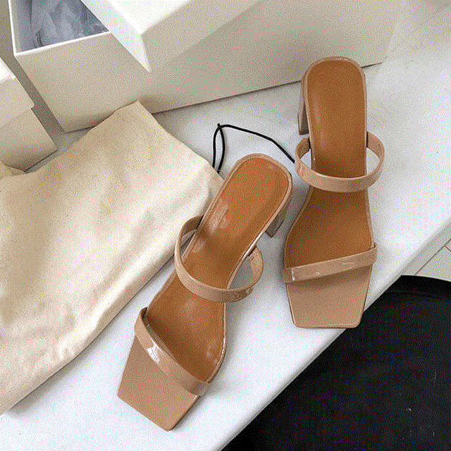 2021 High quality Women Sandals Sexy Open Toe Square Head Lady Roman Shoes Simple Thick Heel Beach Party Sandals
