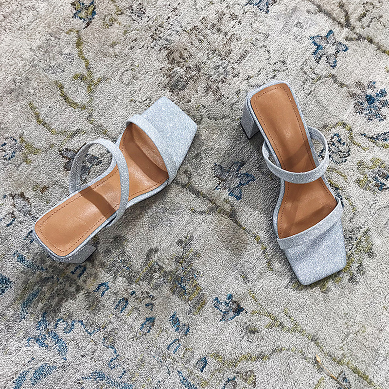 2021 High quality Women Sandals Sexy Open Toe Square Head Lady Roman Shoes Simple Thick Heel Beach Party Sandals