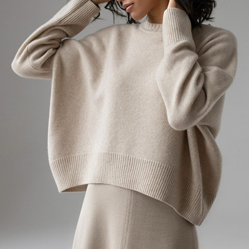 2021 High quality Women Loose Casual Solid Sweaters Women Full Sleeve Round Neck Tops