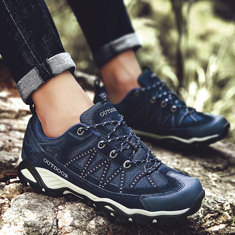 2021 High quality Hiking Men Climbing Trekking Shoes Outdoor Sports Sneakers Breathable Camping Sneakers