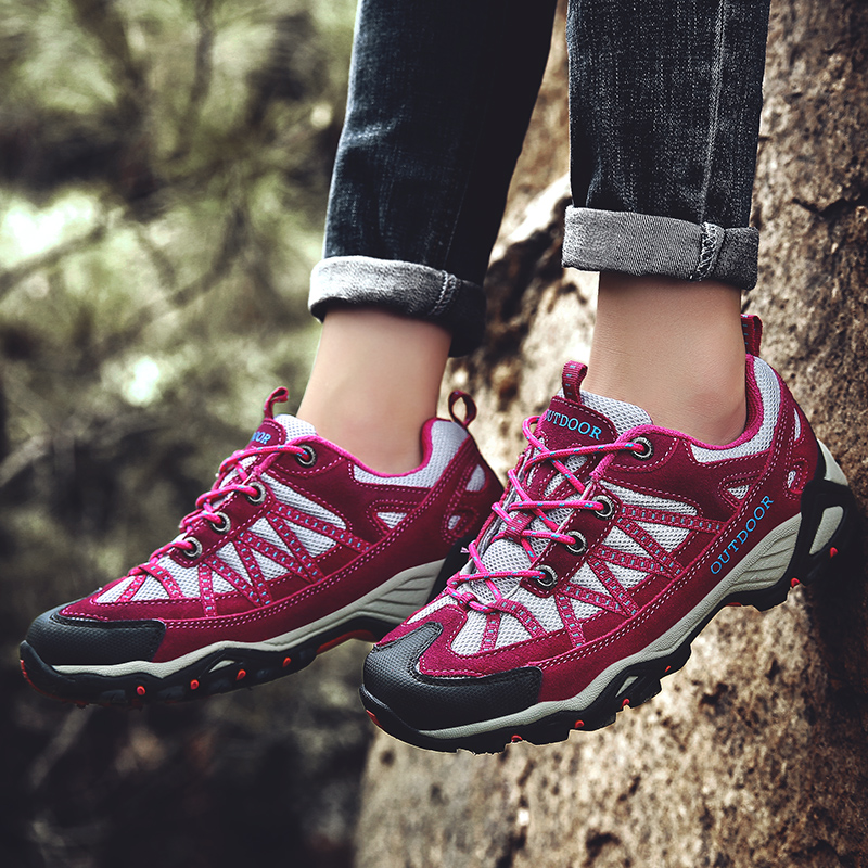 2021 High quality Hiking Men Climbing Trekking Shoes Outdoor Sports Sneakers Breathable Camping Sneakers