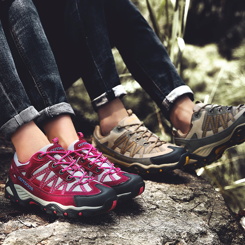 2021 High quality Hiking Men Climbing Trekking Shoes Outdoor Sports Sneakers Breathable Camping Sneakers