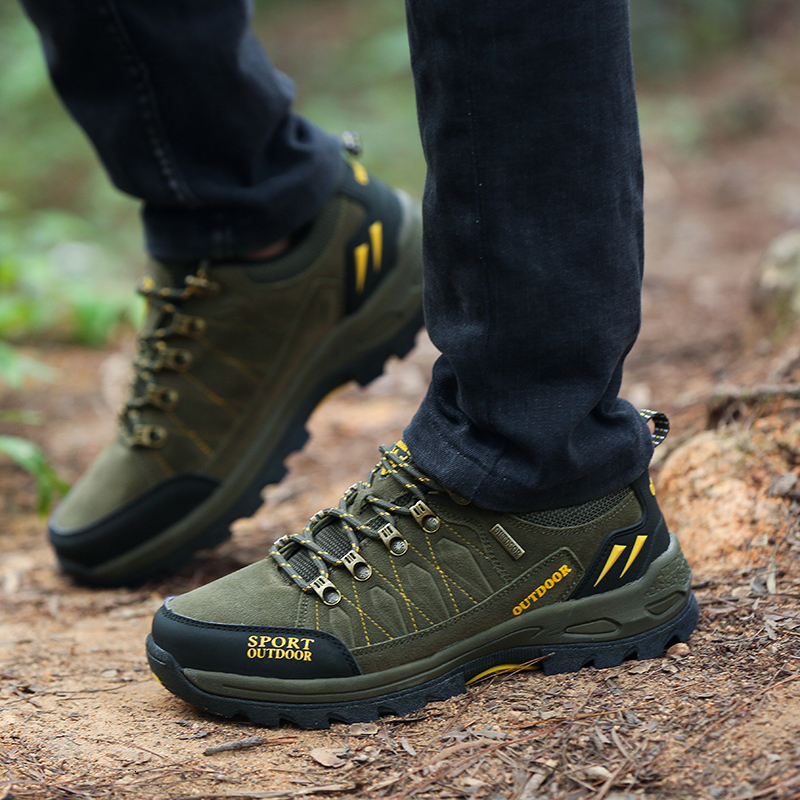 2021 High quality Men Wear-resistant Outdoor Hiking Sneakers Climbing Non Slip Waterproof Unisex Trekking Sneakers