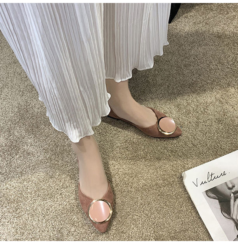 2021 High quality Women Elegant Flats Ladies Comfortable Loafers Women Metal Decoration Casual Flats shoes