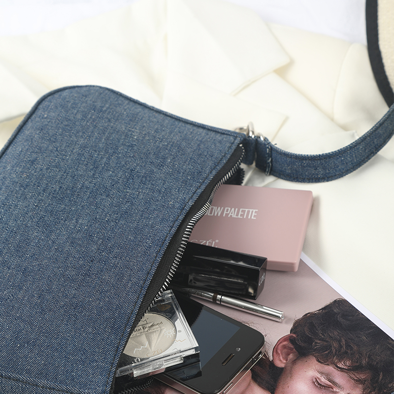 2021 High quality Solid Color women baguette bag High quality Handbag and purse Phone Pocket