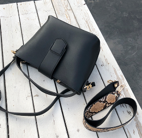 2021 High quality Women Handbag Large Capacity New Pu Soft Leather  Two Pockets Handbag