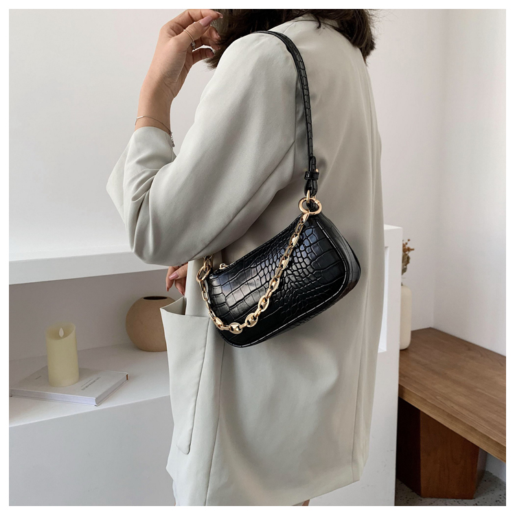 2021 High quality Crocodile Pattern Baguette bags PU Leather Handbags For Women Chain Handbag