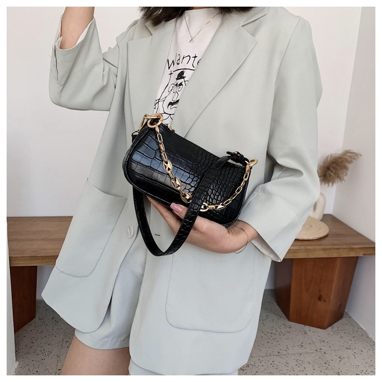 2021 High quality Crocodile Pattern Baguette bags PU Leather Handbags For Women Chain Handbag
