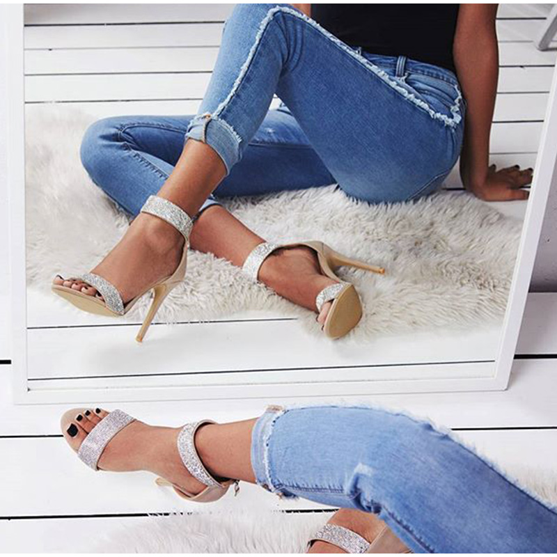 2021 High quality Women Sandals Woman Pumps Party Pointed Toe Rhinestone Plus Size Dress Sandals