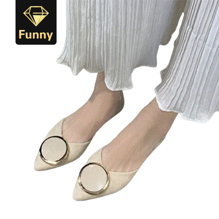 2021 High quality Women Elegant Flats Ladies Comfortable Loafers Women Metal Decoration Casual Flats shoes