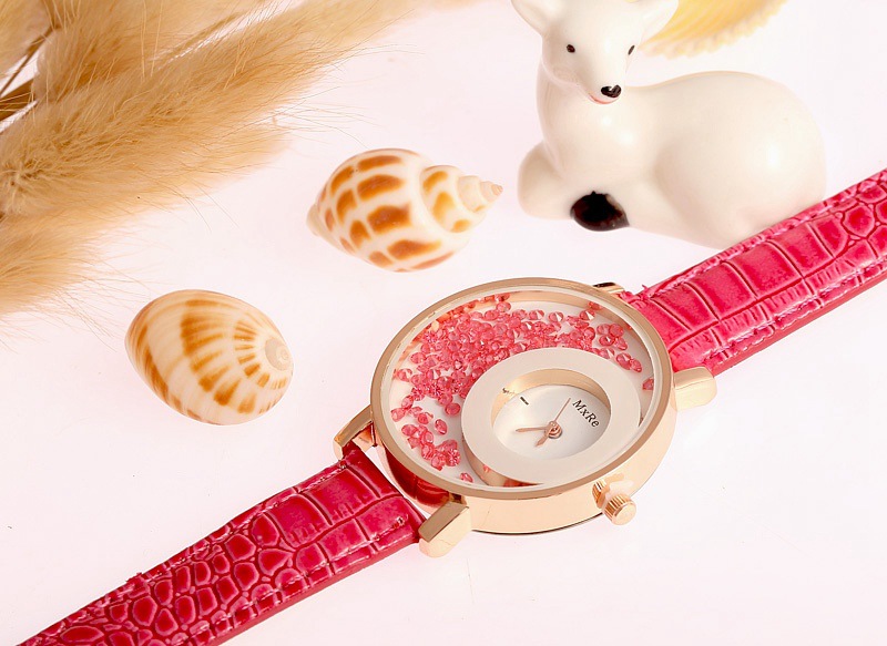 2021 High quality Leather Crystal Quartz Watch Women Ladies Fashion Bracelet Rhineston Wristwatches Clock female