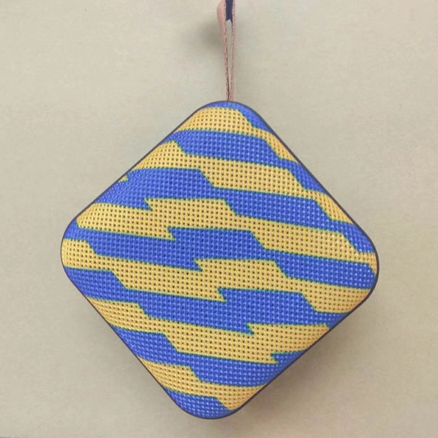 2021 High quality Cloth bluetooth speaker large volume outdoor portable mini wireless card subwoofer small stereo