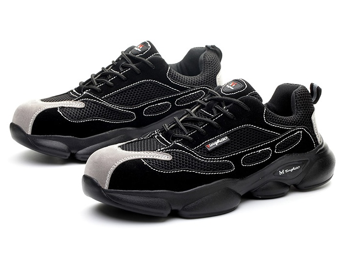 2021 High quality lightweight steel toecap men safety shoes women work outdoor breathable male female shoes plus size