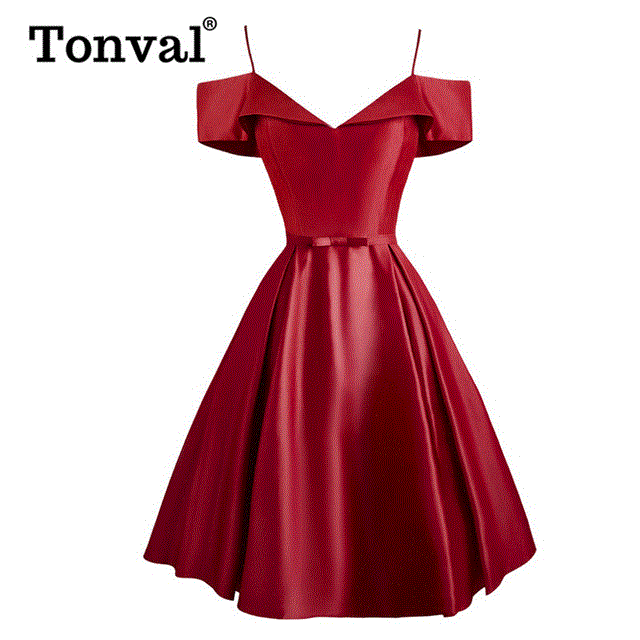 2021 High quality Vintage Silky  Bow Front Cold Shoulder Solid Dress Spaghetti Strap Elegant Ladies Party Dresses