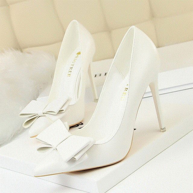 2021 High quality Heel Shoes Heels Woman Sweet Bow Women White High Heels Heel Pointed heels