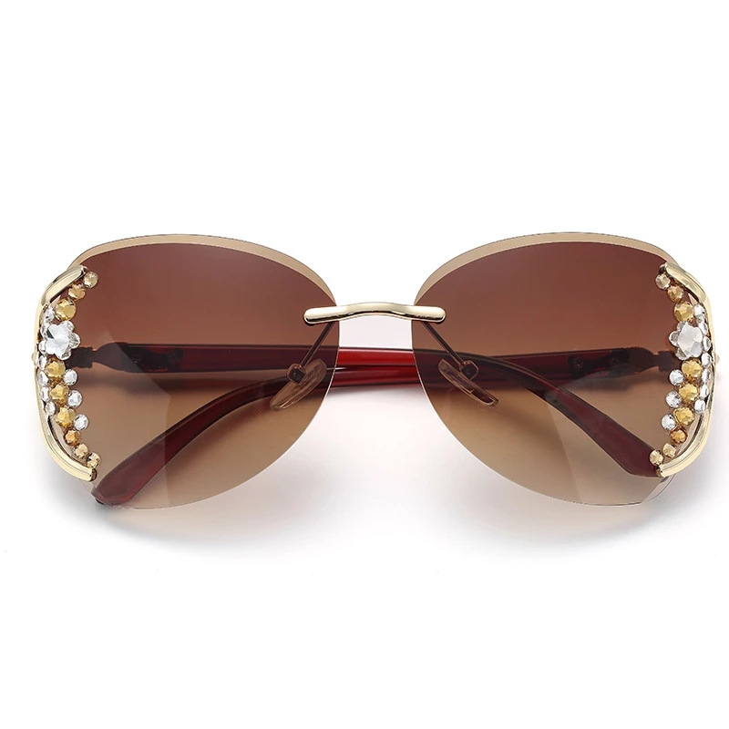 Sunglasses Women Luxury Rhinestone Sunglasses High Quality Eyeglasses Retro Elegant Glasses