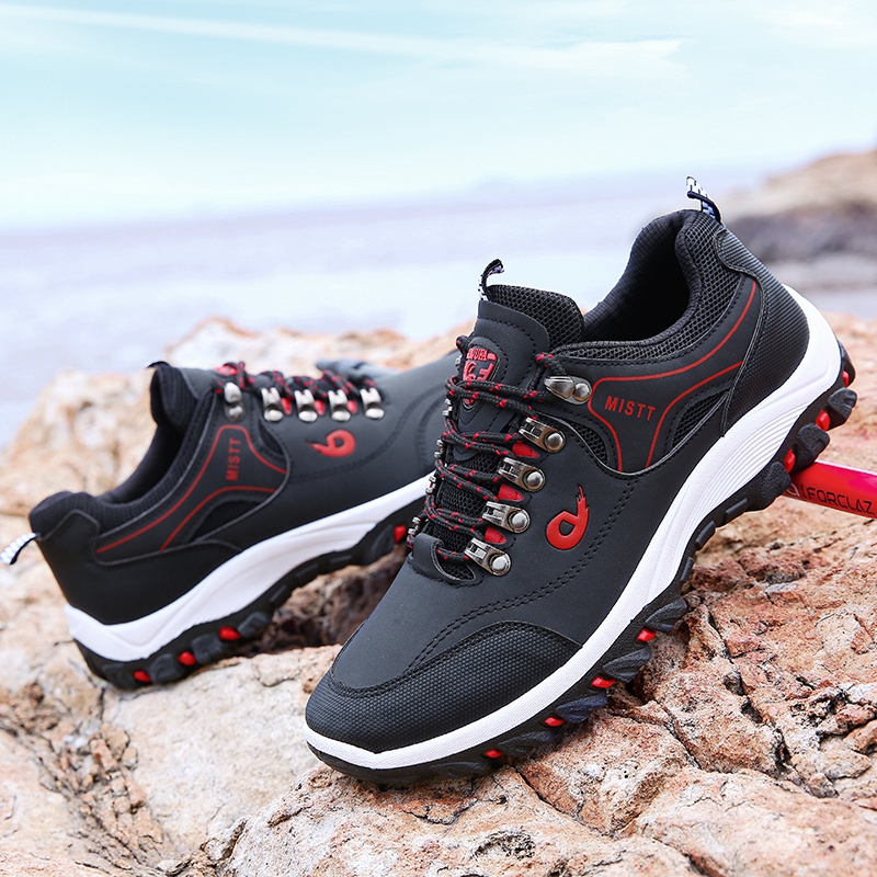 2021 High quality Men Climbing Shoes Non Slip Sport Shoes for Men Waterproof Sneakers Fishing Camping Shoes Boots New