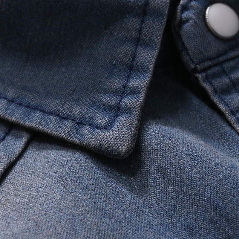 2021 High quality New Men's Denim Fashion Shirts Casual Long Sleeve Pocket Slim Fit Button Autumn Turn Down Collar Top