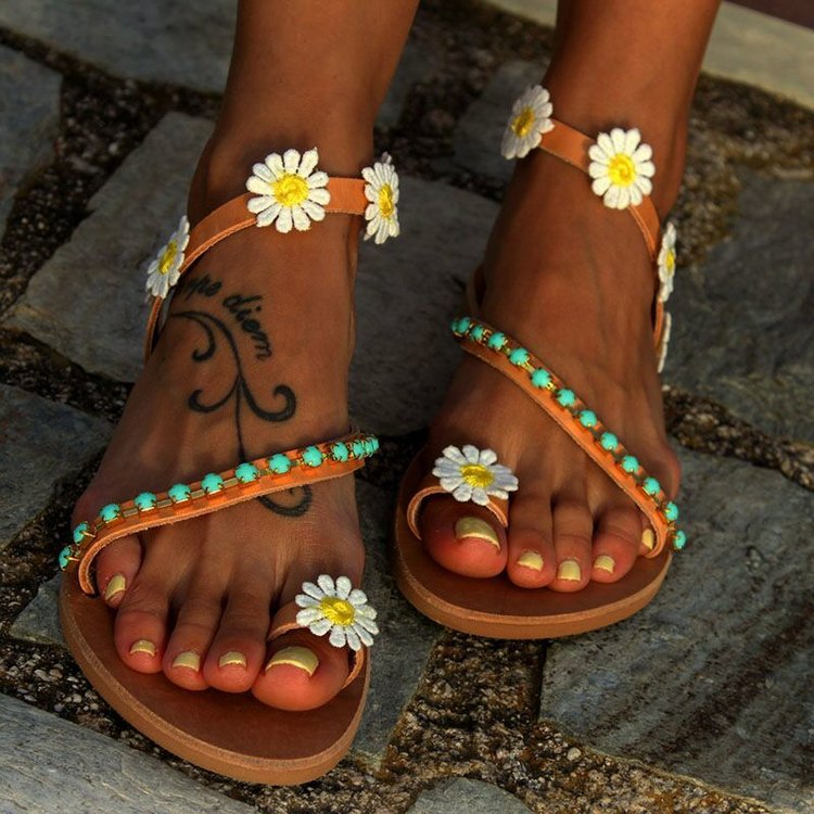 2021 High quality Summer Women Flat Shoes Flower Torridity Gladiator Sandal Colorful Female Beach Flat Plus Size