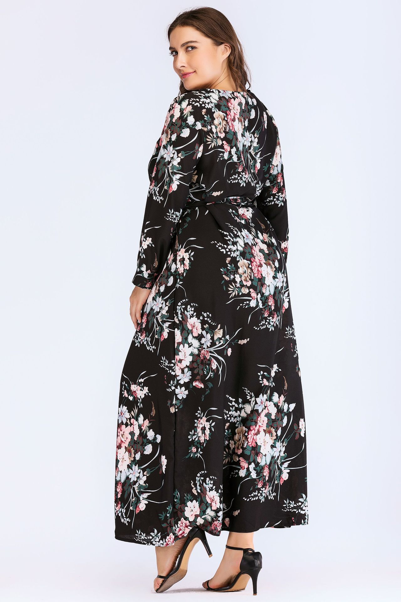 2021 High quality Plus Size Embroidered Dress New Arrivals Plus Size Maxi Black Dress Women Long Sleeve Large Dress