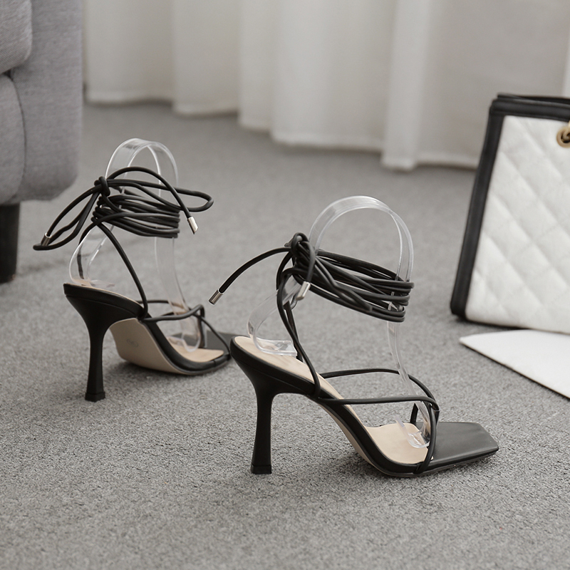 2021 High quality Summer women narrow band vintage square toe high heels cross strap thong sandals women V shape shoes