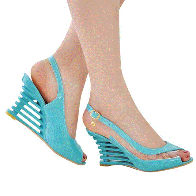 2021 High quality Fashion Buckle Peep Toe Women Sandals Wedges Comfort Wear-resistant Women Office Wedding Sandals