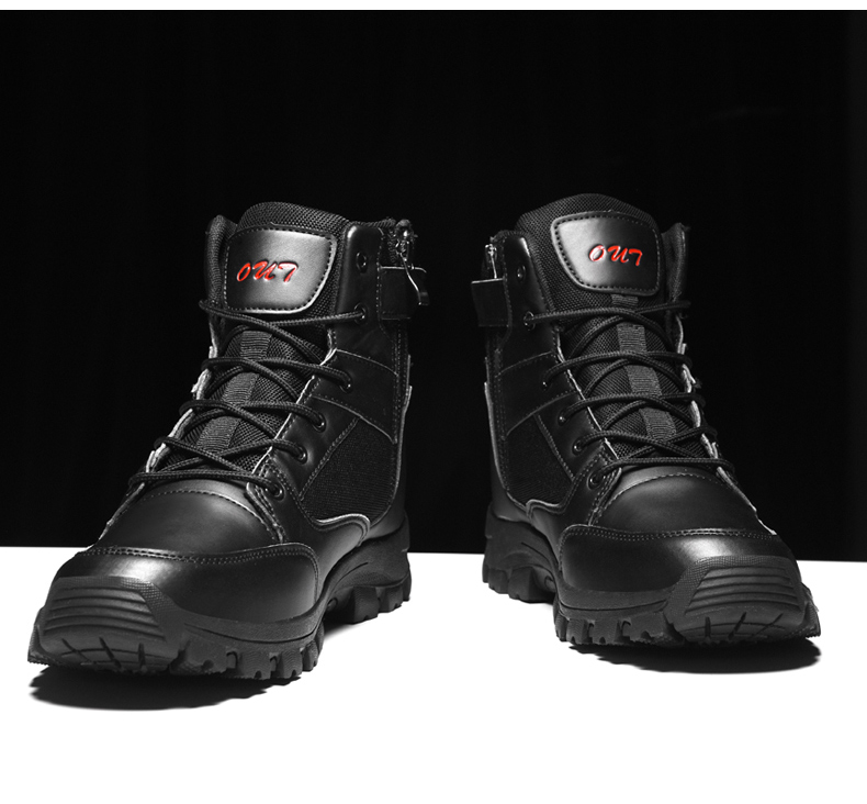 2021 High quality Outdoor Hiking Shoes  Men Mountaineer Climbing Sneakers Waterproof Hiking Shoes