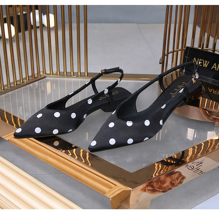 2021 High quality New Sandals in Her Fashion Shoes Female Tip Obesity Wide Summer Chunky-Heel Outer Wear Women's Shoes