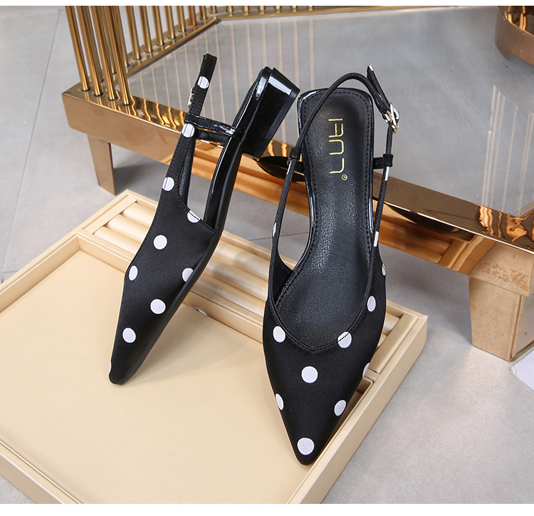 2021 High quality New Sandals in Her Fashion Shoes Female Tip Obesity Wide Summer Chunky-Heel Outer Wear Women's Shoes