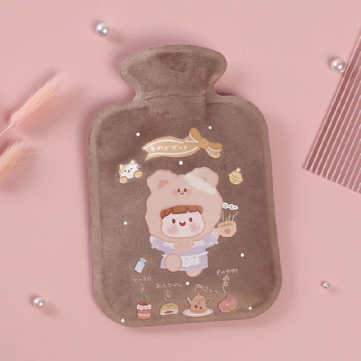 Filled water heating bag Filled water hot bottle Hot water bag with plush hot water bottle Cute portable hot water heater screw as a gift female schoolgirl Green 21cm*15cm
