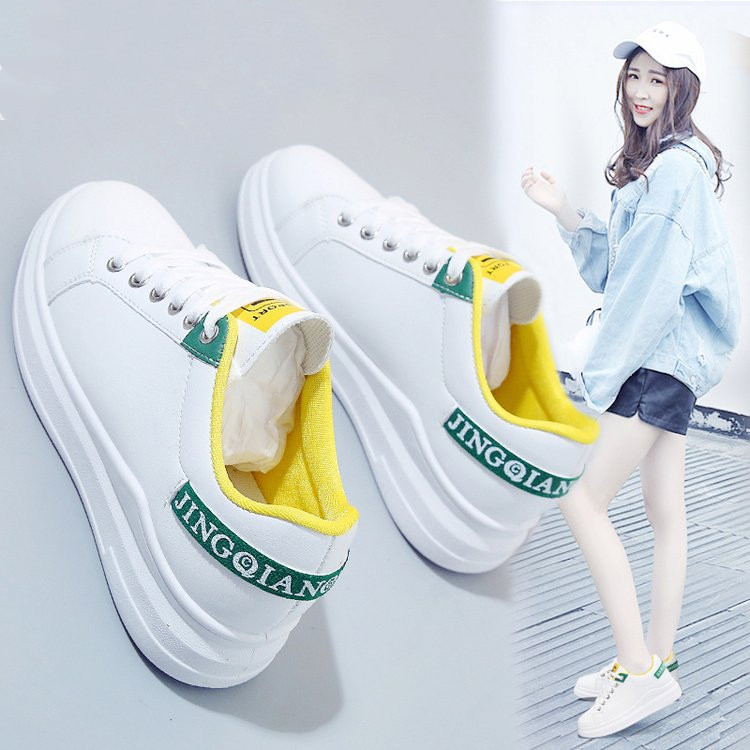 New small white shoes versatile women&apos;s shoes student casual shoes 2020 Yuansu wind board shoes