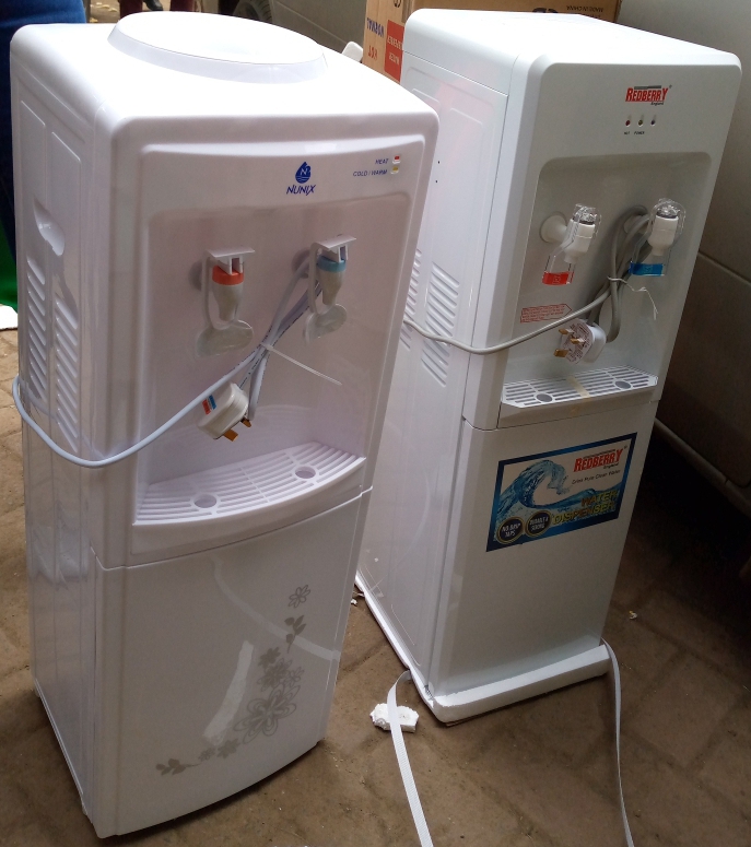 BLACK FRIDAY SPECIAL OFFER HOT&amp;NORMAL WATER DISPENSER WHITE