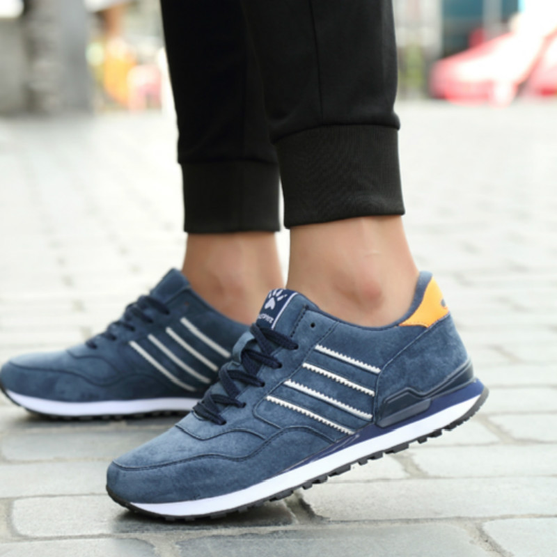 【Ready Stock】Men Casual Shoes Light  Sneakers  Autumn Comfort spring Outdoor Breathable