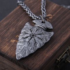 Unisex Vintage Pendant Necklace Adults Vegvisir Viking Triangle Compass Gray one size