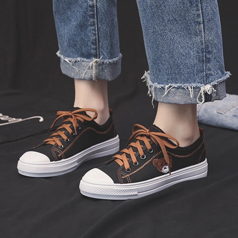 ZZQLM New Spring Canvas Shoes Women 2023 Bear Sports Shoes Fashion Lace Up Female Students Flat Casual Shoes Sneaker Flats Footwear