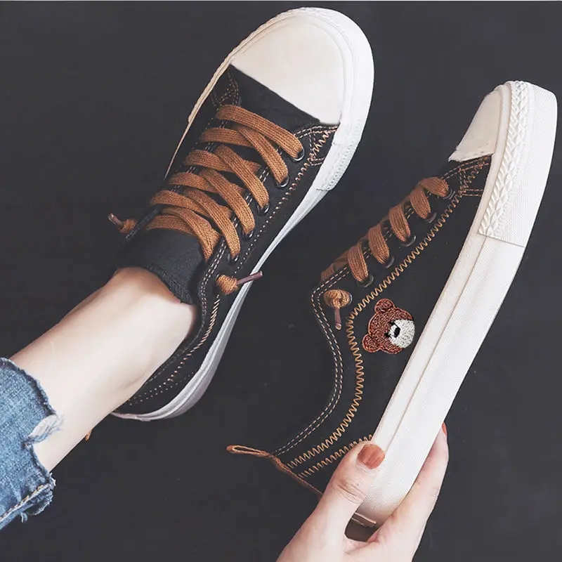 ZZQLM New Spring Canvas Shoes Women 2023 Bear Sports Shoes Fashion Lace Up Female Students Flat Casual Shoes Sneaker Flats Footwear