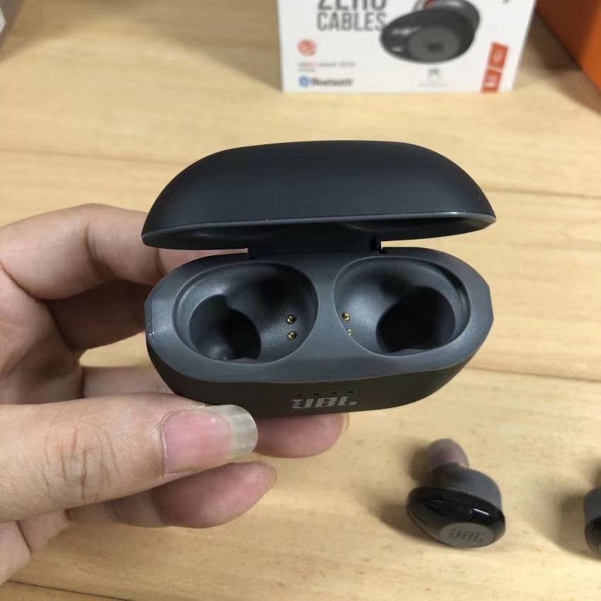 Noise Reduction Stereo Wireless Bluetooth Headset LED Display Headset Waterproof Dual Headphones