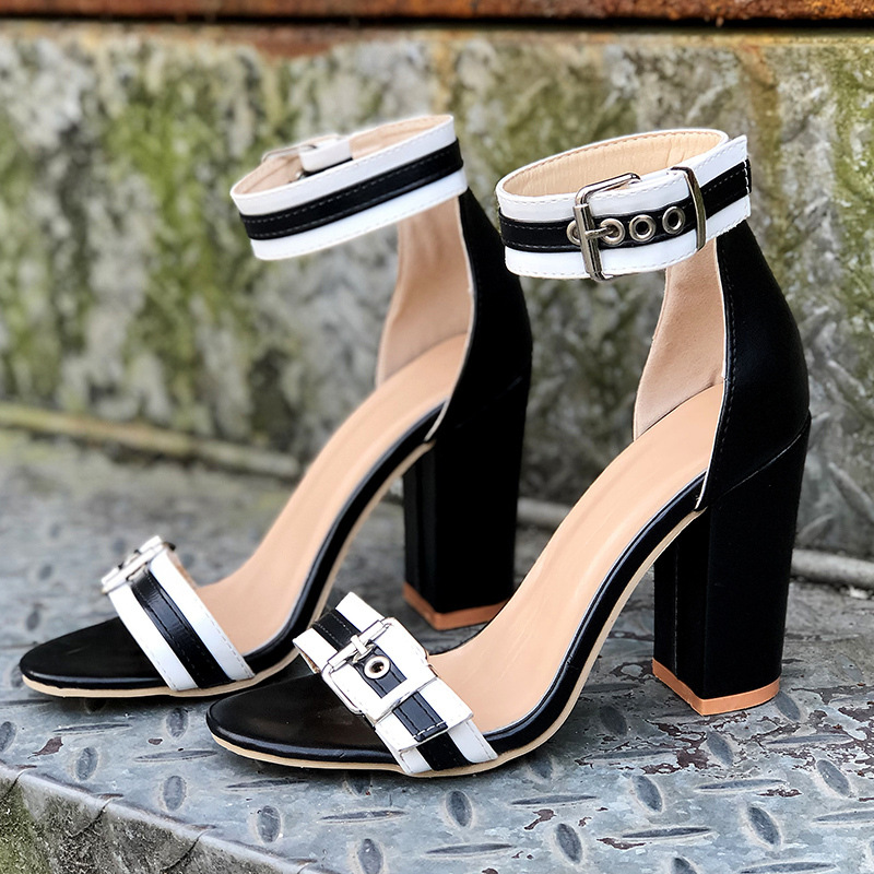 New Fashion Women Sandals Summer  Female Shoes Woman Pu Hollow Shoes For Women Chunky Heels Sandal