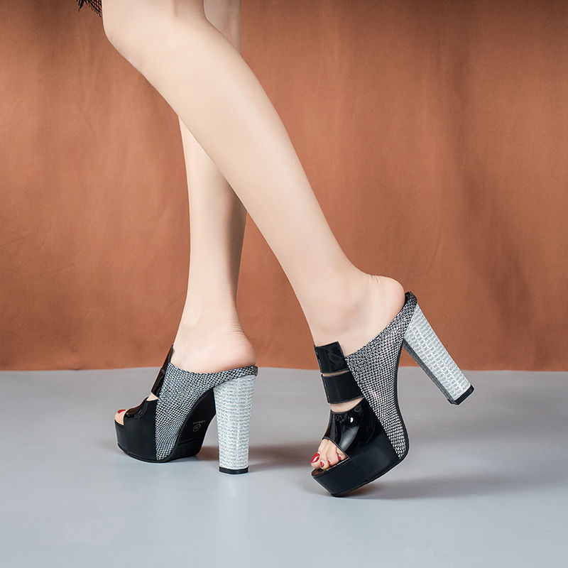 Women&apos;s shoes waterproof platform super high-heeled outer wear fashion fish mouth thick with flip-fl ladies fashion girls comfortable sliding Usually one size larger / high heels