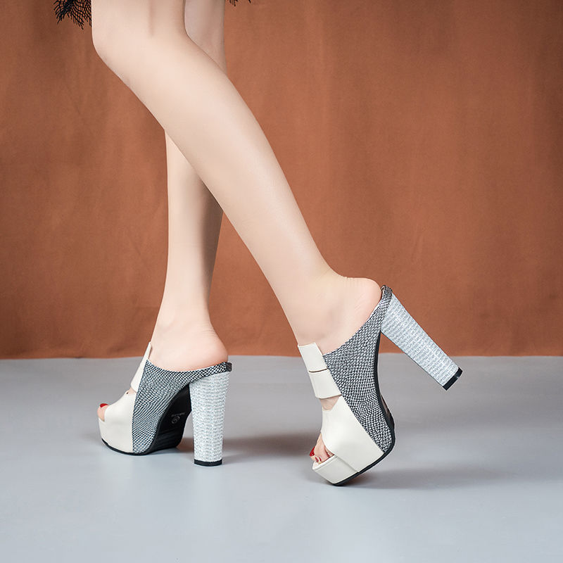 Women&apos;s shoes waterproof platform super high-heeled outer wear fashion fish mouth thick with flip-fl ladies fashion girls comfortable sliding Usually one size larger / high heels
