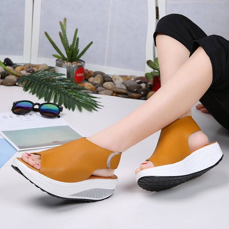 Large size women's shoes summer new style fish mouth platform sandals casual all-match shaking shoes