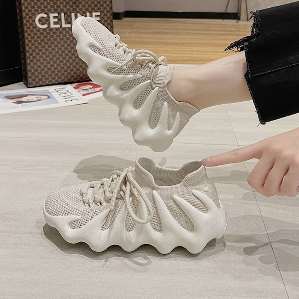 Female student coconut shoes women's summer and autumn new lightweight sports shoes flame mountain running shoes octopus women's shoes