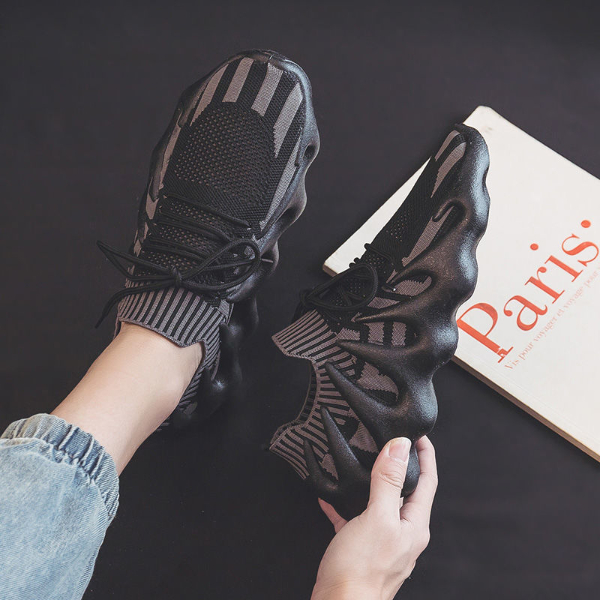 2022 summer new breathable mesh mesh shoes trend octopus coconut shoes casual all-match men's shoes canvas shoes