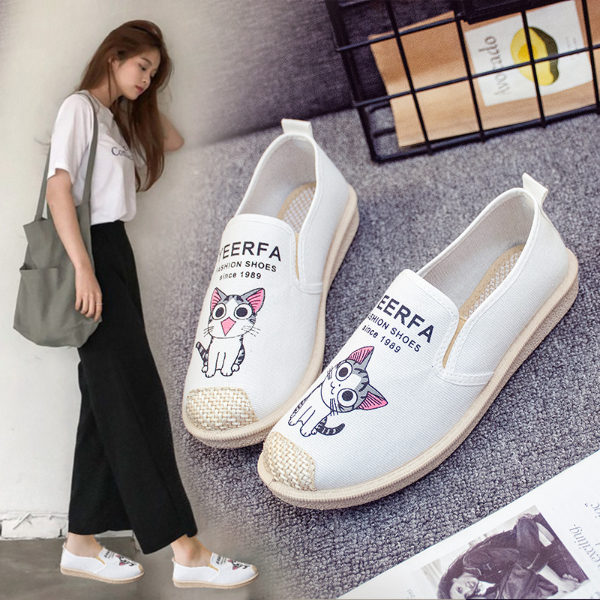 Women's Shoes > Flats > Loafers New spring and summer old Beijing cloth shoes girls Korean casual shoes with a pedal breathable Joker lazy canvas shoes girls